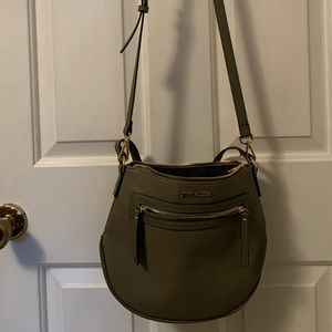 Steve Madden cross body purse (Olive Green)